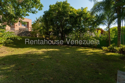Casa Amoblada En Alquiler En Prados Del Este 25-17775 Cs