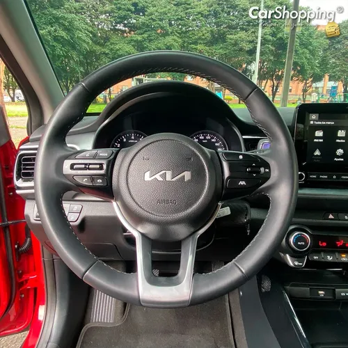 Kia Stonic 1.0 Mt Zenith Híbrida La Más Full Como Nueva