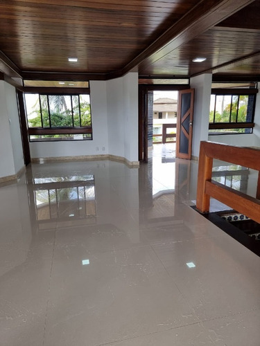 Imagem 19 de 29 de Casa À Venda, 5 Quartos, 3 Suítes, 4 Vagas, Piatã - Salvador/ba - 1608
