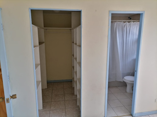 Casa En Venta En Maipú