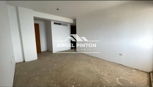 Penthouse En Venta Av El Milagro Maracaibo Api 71113