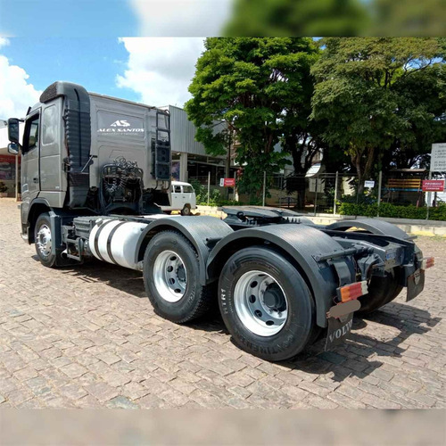 Imagem 6 de 10 de Volvo Fh 440 6x2 2011/2011