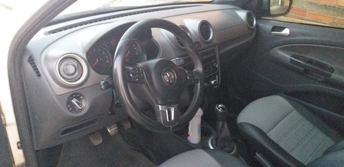 Volkswagen Saveiro 1.6 16v Cross Cab. Dupla Total Flex 2p
