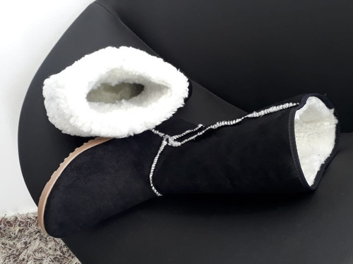 Imagem 9 de 9 de Bota Feminina Inverno Preta Forrada Em Lã 100% Pelo Pelinhos