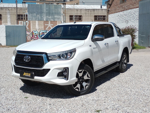 Toyota Hilux 2.8 Cd Srx 177cv 4x2 At