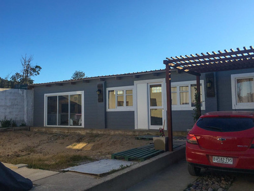 Imagen 2 de 16 de Casa En Venta De 3 Dormitorios C/ Cochera En Maldonado