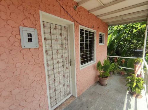 Anexo Habitación En Alquiler Sector El Progreso De El Limón Maracay