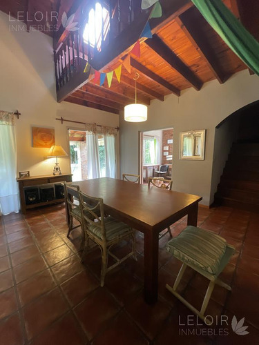 Casa En Venta 5 Amb En Barrio Cerrado Altos Del Sol