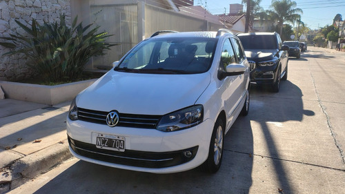 Volkswagen Suran 1.6 Imotion Highline