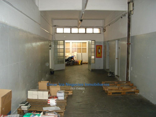 Iza. Venta Local Industrial En Tres Cruces La Comercial