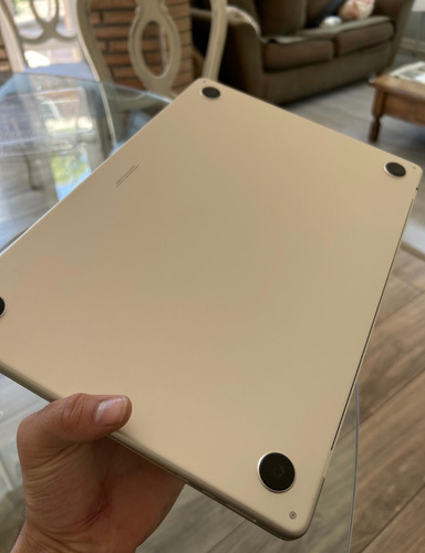 Mac Book Air M3 15-inch Gris (Usado)