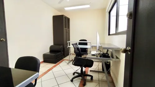 Espectacular Casa En Itzimna Ideal Oficinas O Vivienda (fvc-1463)