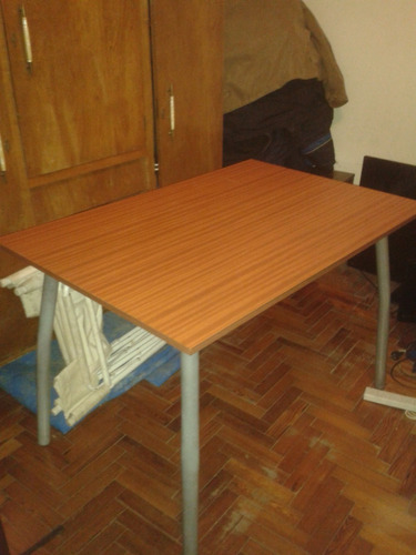 Mesa Cocina Para Cuatro Personas Y Sillas