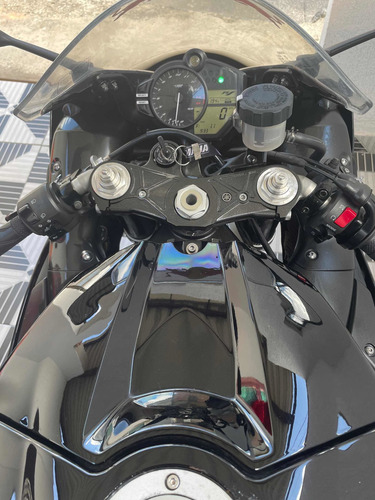 Imagem 10 de 12 de Yamaha R1 2010