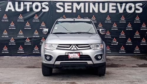 Imagen 2 de 14 de Mitsubishi Montero Limited 4x2 2015