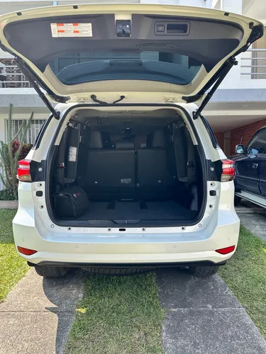 Toyota Fortuner 2.8l