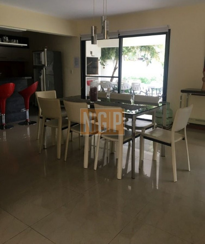 Imagen 2 de 23 de Hermosos Duplex