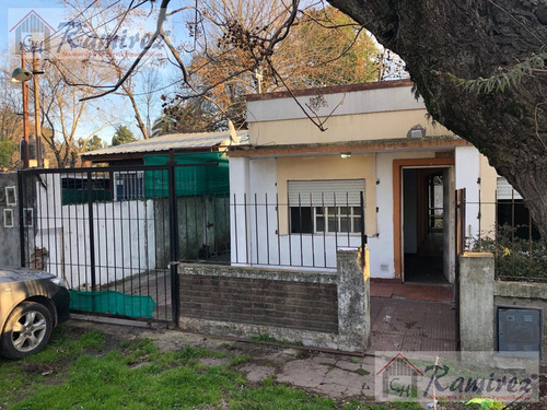 Casa En Venta 4 Ambientes - Francisco Alvarez, Moreno