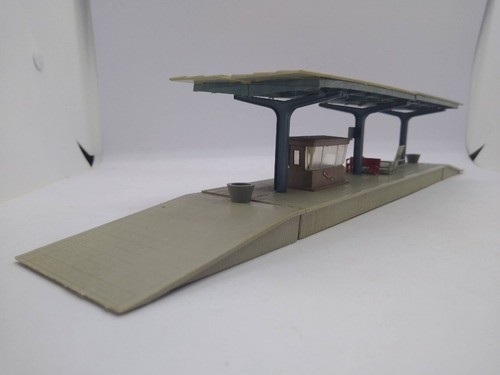 Imagen 5 de 10 de Nico Anden Techado Con Kiosco Y Rampas 38x5,5x6 H0 (cch 64)