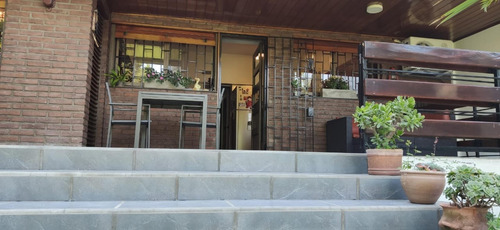 Impecable Casa En La Mejor Zona Del Partido