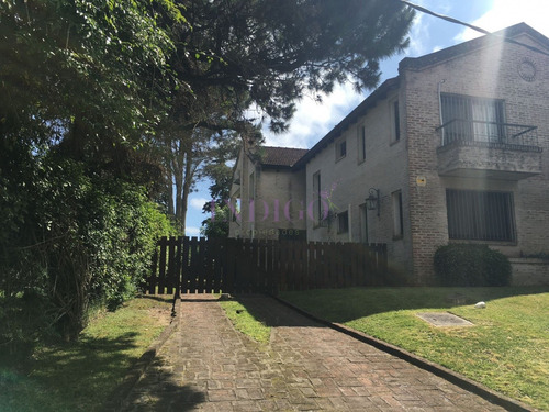 Casa En Venta En Pinares