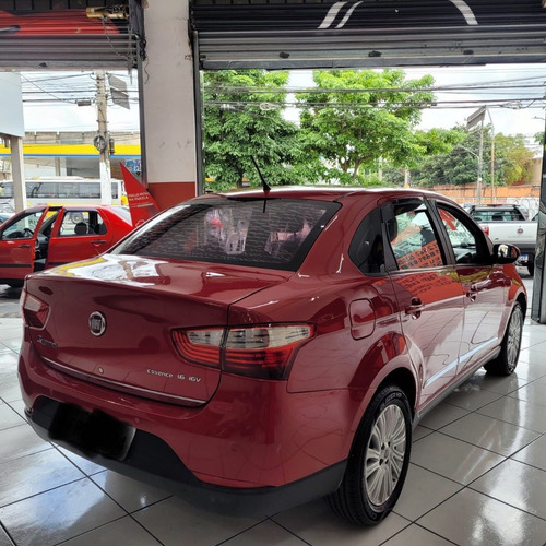 Imagem 6 de 10 de Fiat Grand Siena Essence 1.6 Flex 2014 Completo