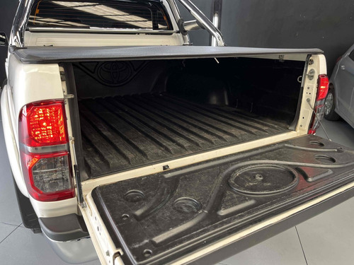 Toyota Hilux 2.7 SRV 4X4 CD 16V FLEX 4P AUTOMÁTICO
