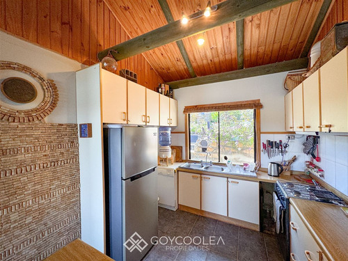 Casa En Venta De 5 Dorm. En Las Cabras