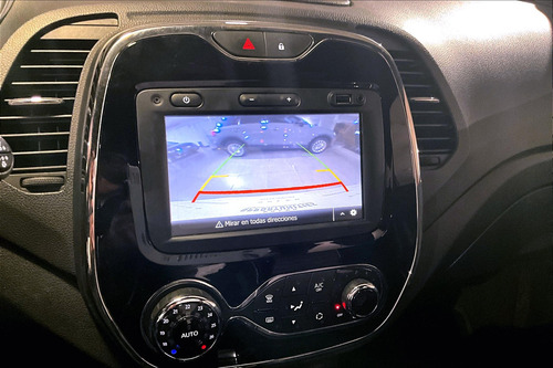 Renault Captur 2.0 Iconic At