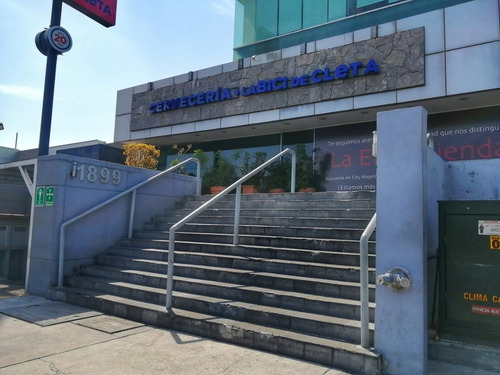 Oficinas Amuebladas Sin Aval Angelópolis Puebla. Amuebladas. Todos Los Servicios Incluidos. Estacionamiento Disponible Con Costo.
