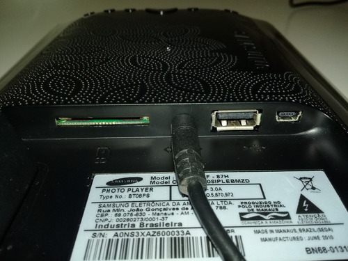 Porta Retrato Samsung Lcd 8 Pol Ent Usb Sd Mem 4 Gb
