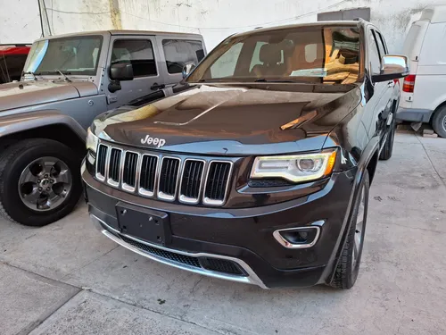 Jeep Grand Cherokee 5.7 Limited Lujo 4x2 Mt