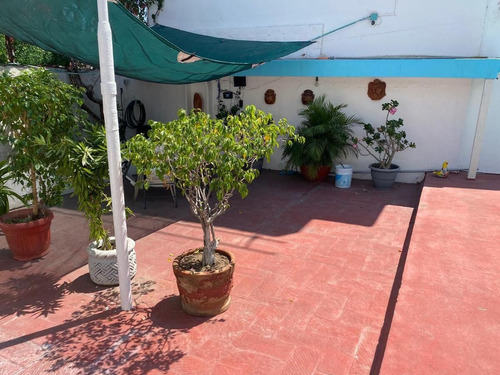 Inmueble Multifuncional Departamentos Con Alberca Para Tu Próximo Proyecto