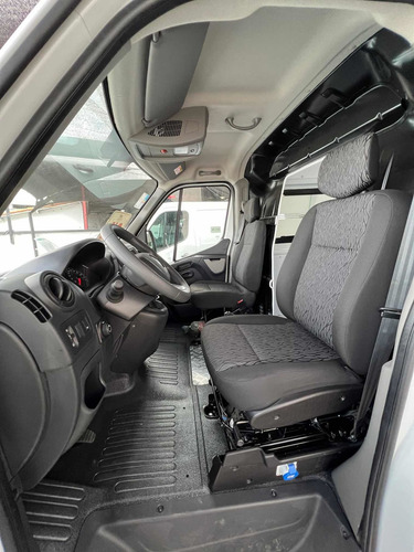 Imagem 18 de 18 de Renault Master Ambulancia Uti L2h2 2.3