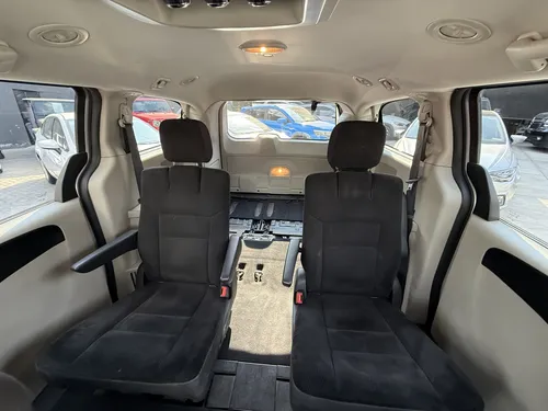Dodge Grand Caravan 3.7 Sxt At