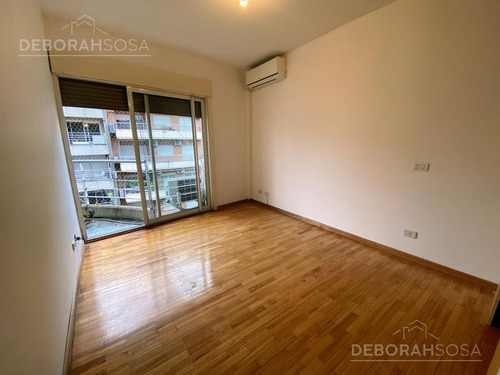 Departamento De 4 Ambientes En Belgrano - Cochera Fija Y Cubierta.