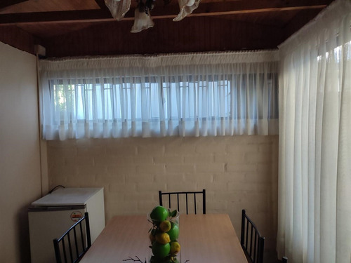 Casa En Los Fresnos, 3d, 2b Con Excelente Distribución