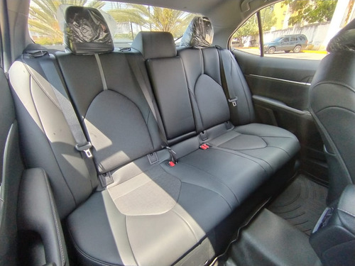 Imagen 14 de 17 de Toyota Camry Hibrido