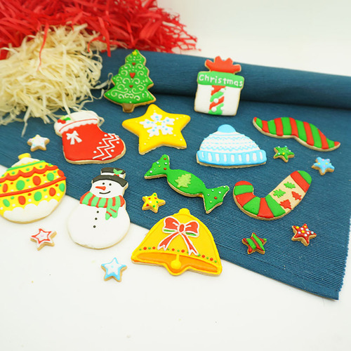 Adorable Juego De Moldes Navideños Para Galletas De Acero