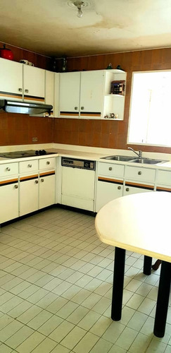 Imagen 5 de 13 de Se Vende Apto 170m2 3h+s/2b+s/2p Altamira