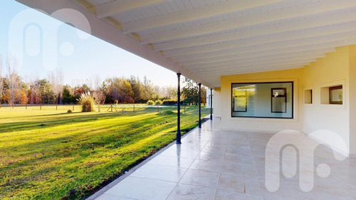 Imagen 3 de 17 de Venta Casa - Campos De Roca