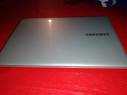 Netbook Samsung Np270e5e-kd1ar