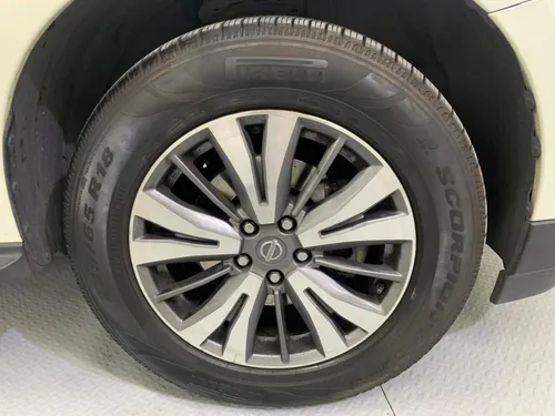 Nissan Pathfinder Sense