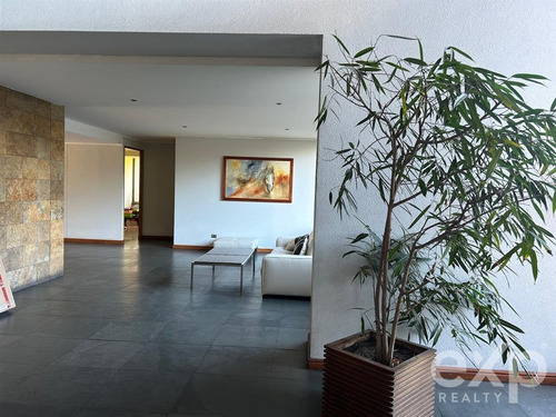 Departamento En Venta De 4 Dorm. En Las Condes