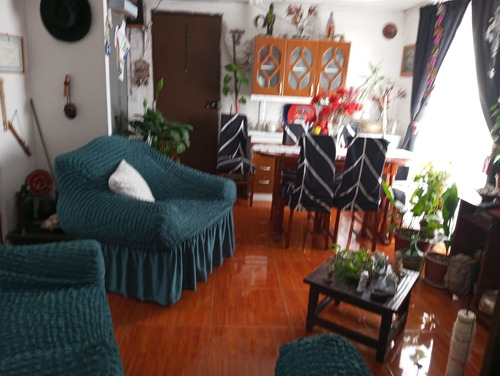 Venta De Lindo Depto. 3d, 1b. Cercano A Hospital El Pino