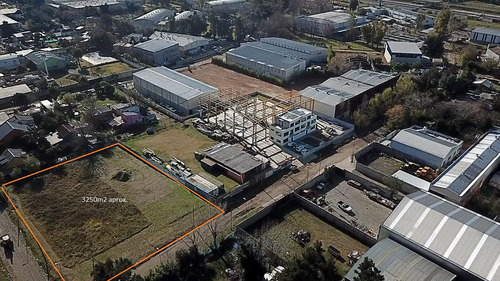Fracción Industrial 3250m2 - Área De Promoción El Triángulo