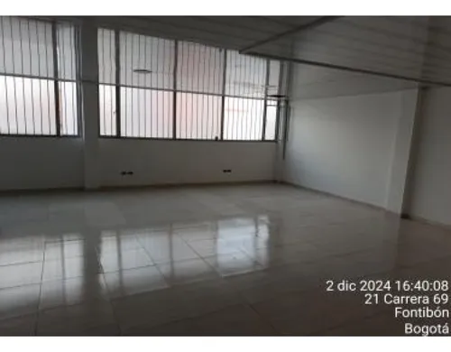 Bodega De 1.133 M2 En Arriendo, Montevideo