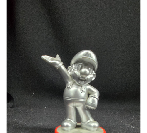 Amiibo Mario Plata (Usado)