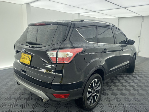 Imagen 9 de 25 de Ford Escape