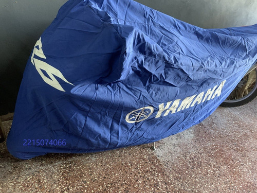 Yamaha R6